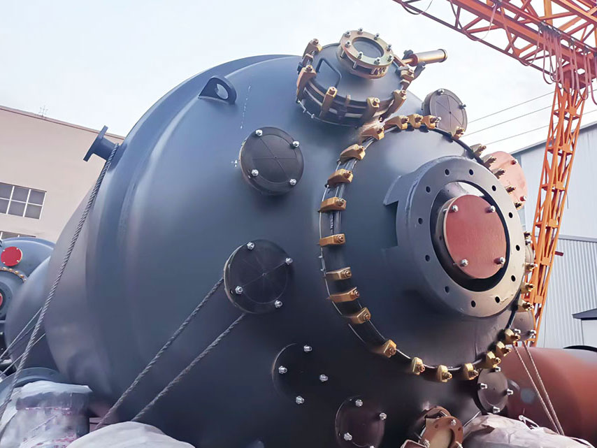 搪玻璃設(shè)備及搪玻璃反應(yīng)釜的維護(hù)注意事項(xiàng)